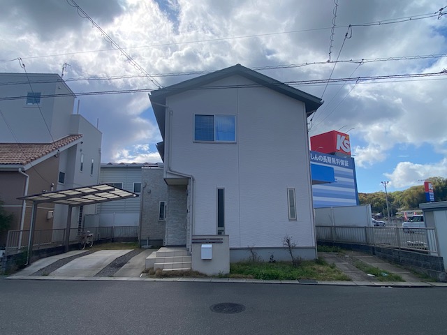 鴨方町六条院中